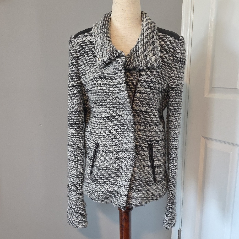 IRO Twead Black and White Jacket. Lambs Wool, Leather Detail On Shoulder